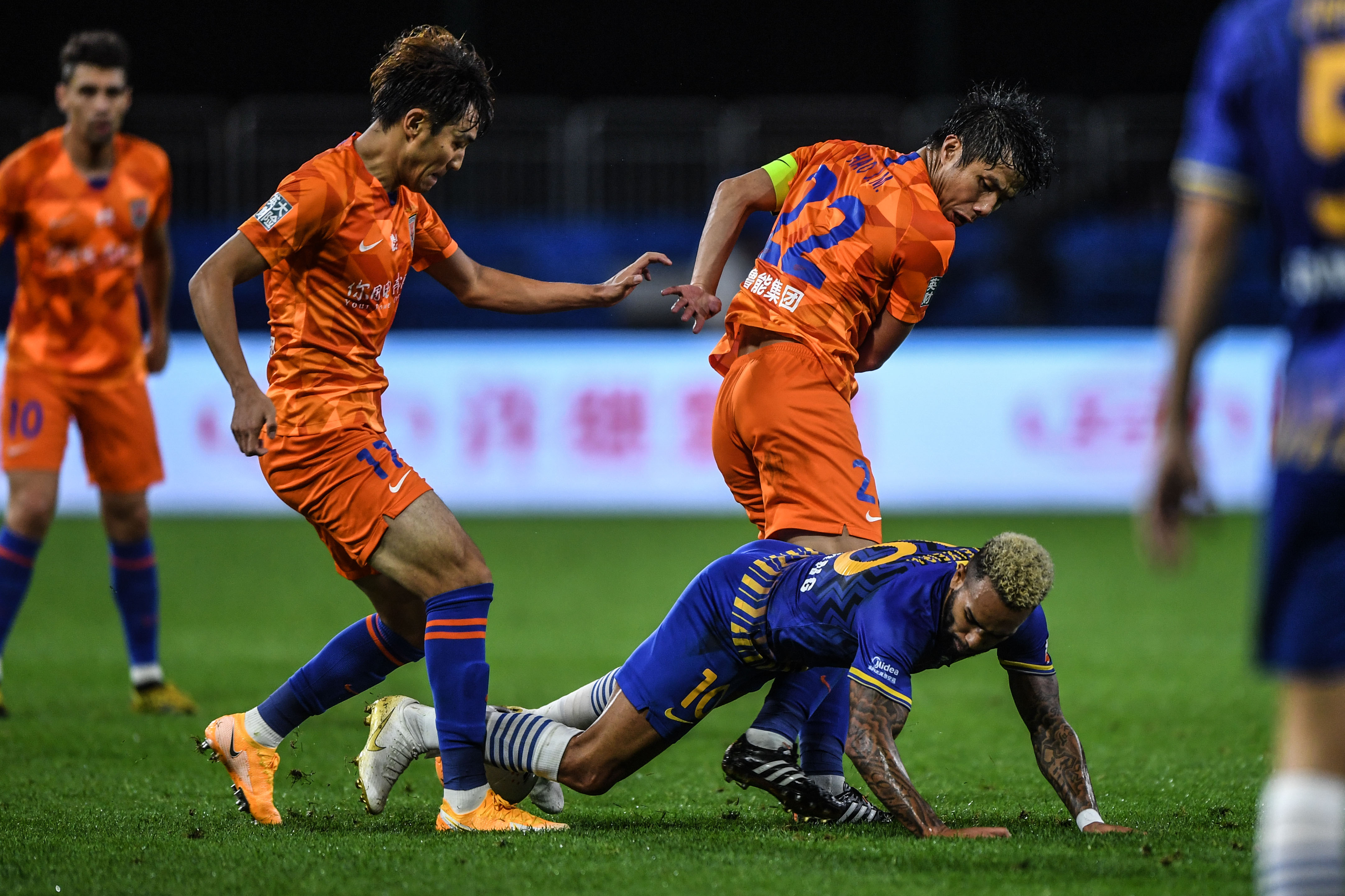 苏宁主场胜利士气高昂备战下一轮比赛的简单介绍