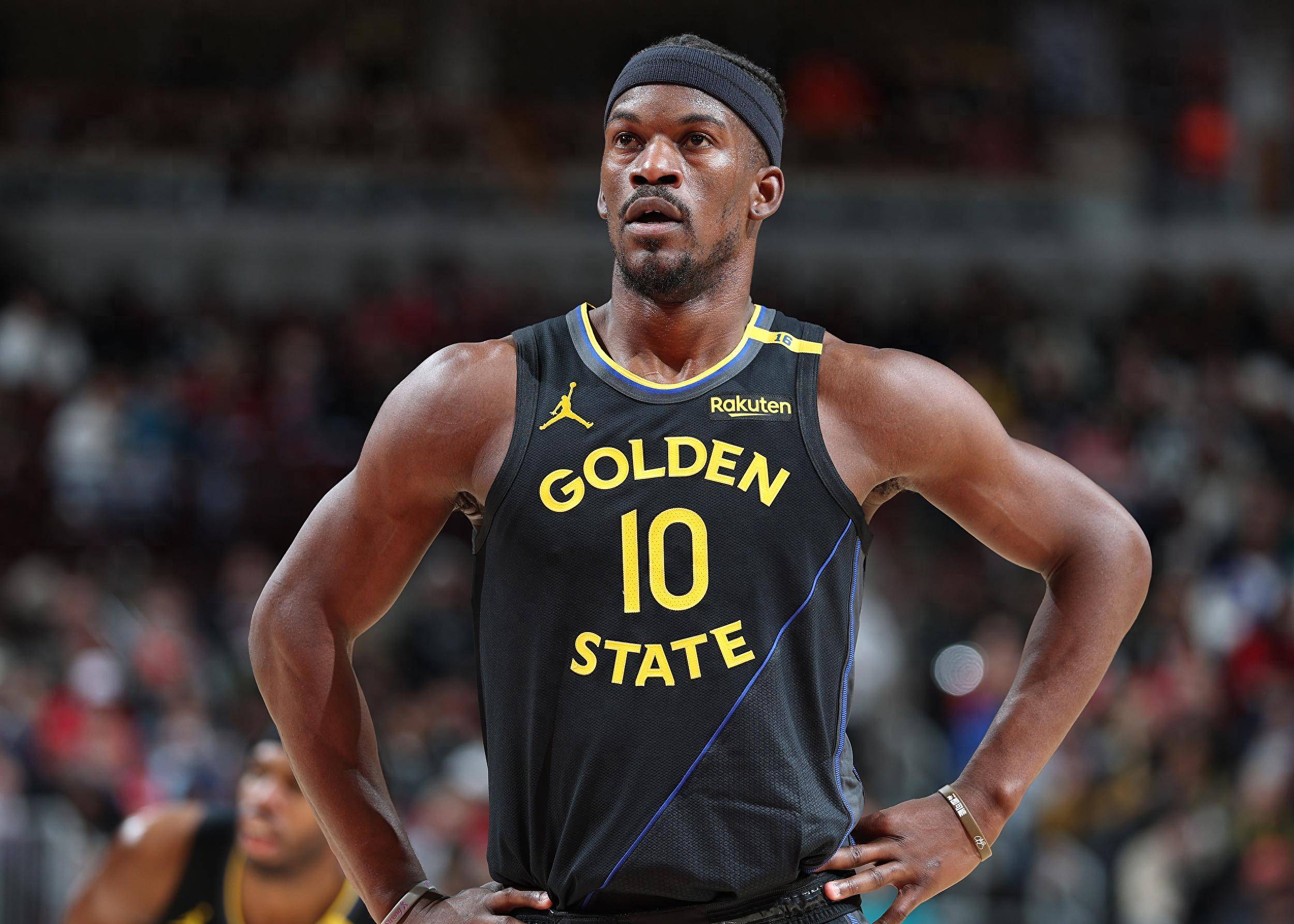 猛龙与勇士再度对决NBA总决赛