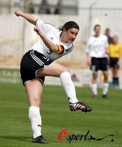 体育赛场扫描：女子足球世界精英接力竞技的简单介绍