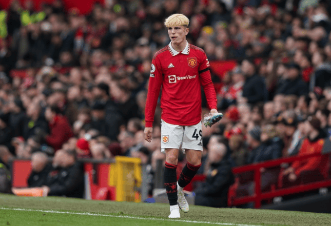 关于格列兹曼今日表现抢眼，内马尔整场无解，教练赛后亲自拥抱的信息