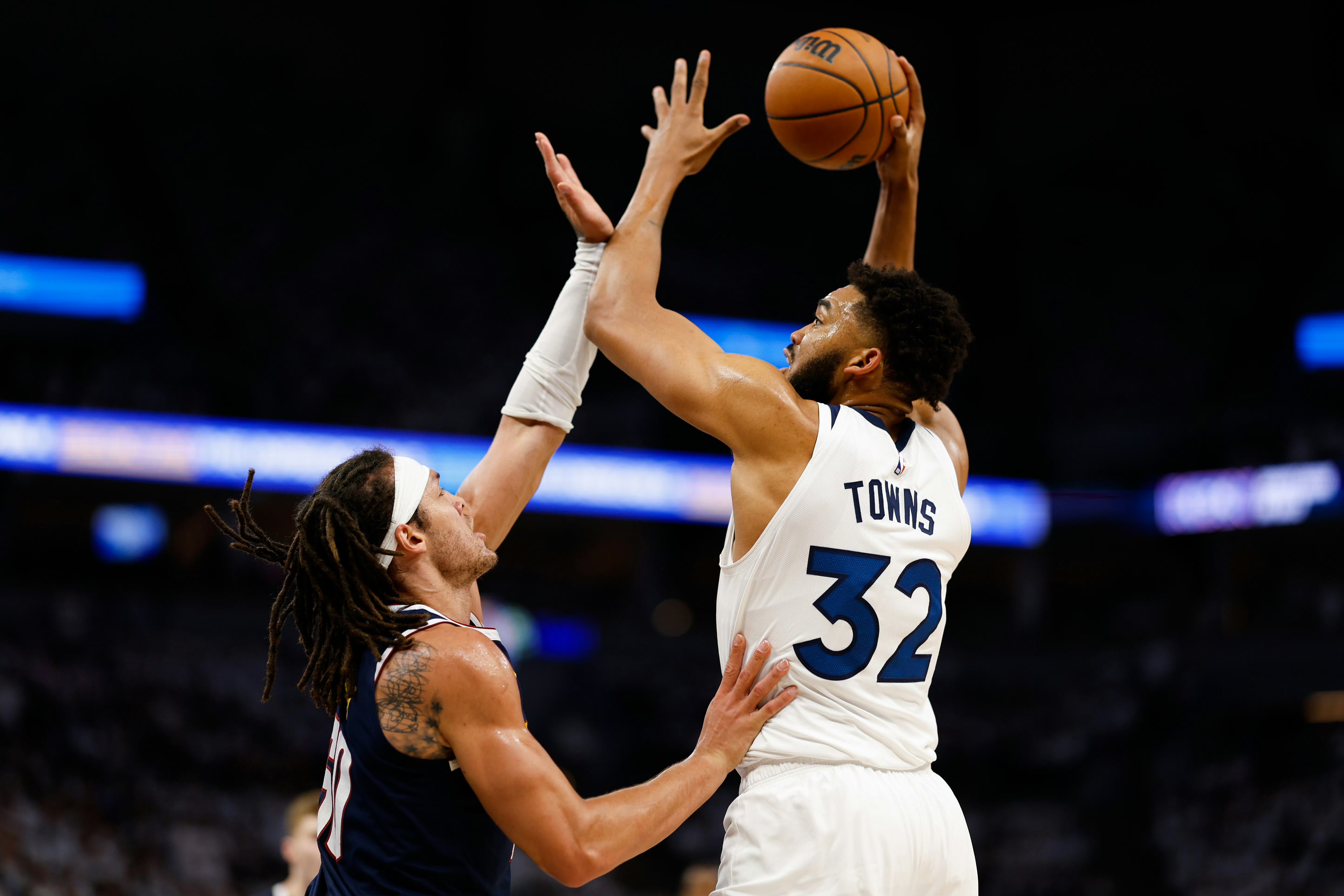 关于唐斯三巨头联手，刷新队史纪录得分突破，状态爆棚冲击季后赛！的信息